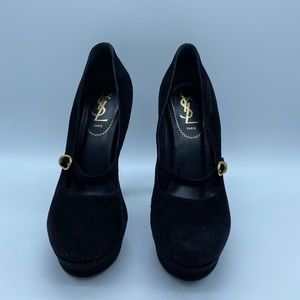 AUTHENTIC YSL SUEDE PUMP